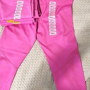 NWT 5 PAIR Members Mark Women's Everyday Perforated Pocket Leggings 3 Med 2 Sml